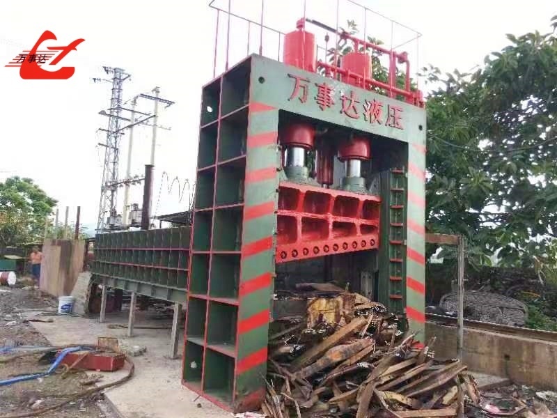 Q43L-10000 Heavy Duty Scrap Metal Gantry Shear with 1000-ton Cutting Force and 8000mm Feeding Chamber