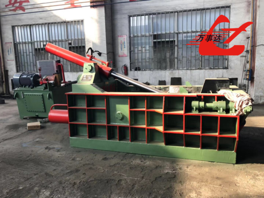 PLC پیشرفته عملکرد کاملا خودکار بالر فلزی هیدرولیک